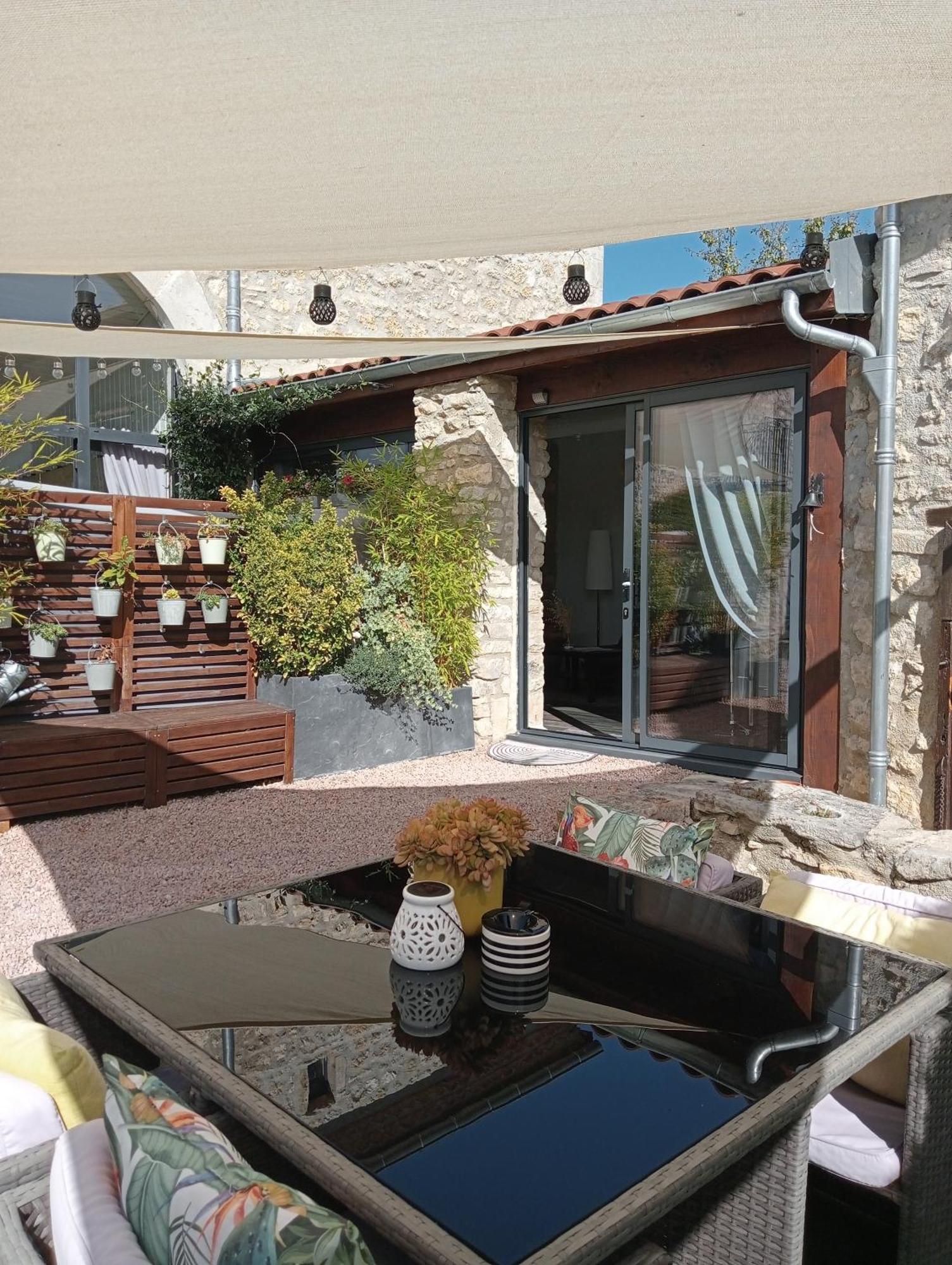 Auvergnat'Home Chaptuzat Bagian luar foto
