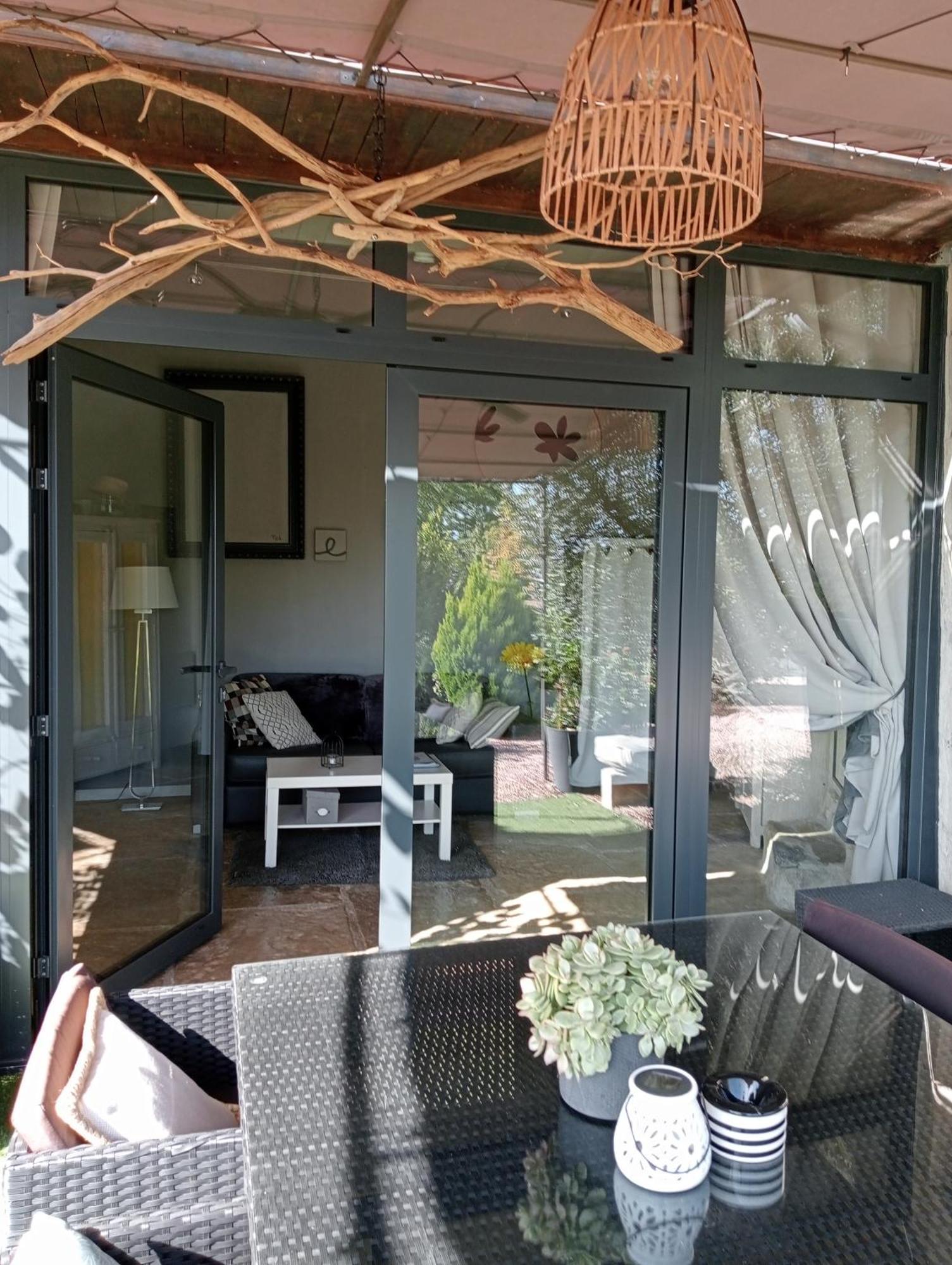 Auvergnat'Home Chaptuzat Bagian luar foto