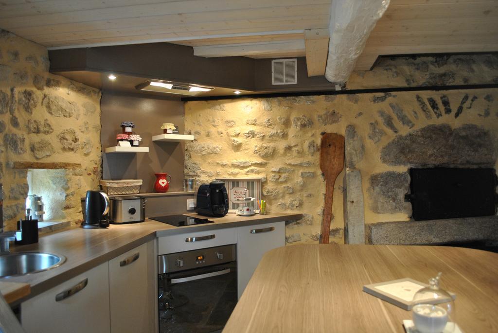 Auvergnat'Home Chaptuzat Bagian luar foto